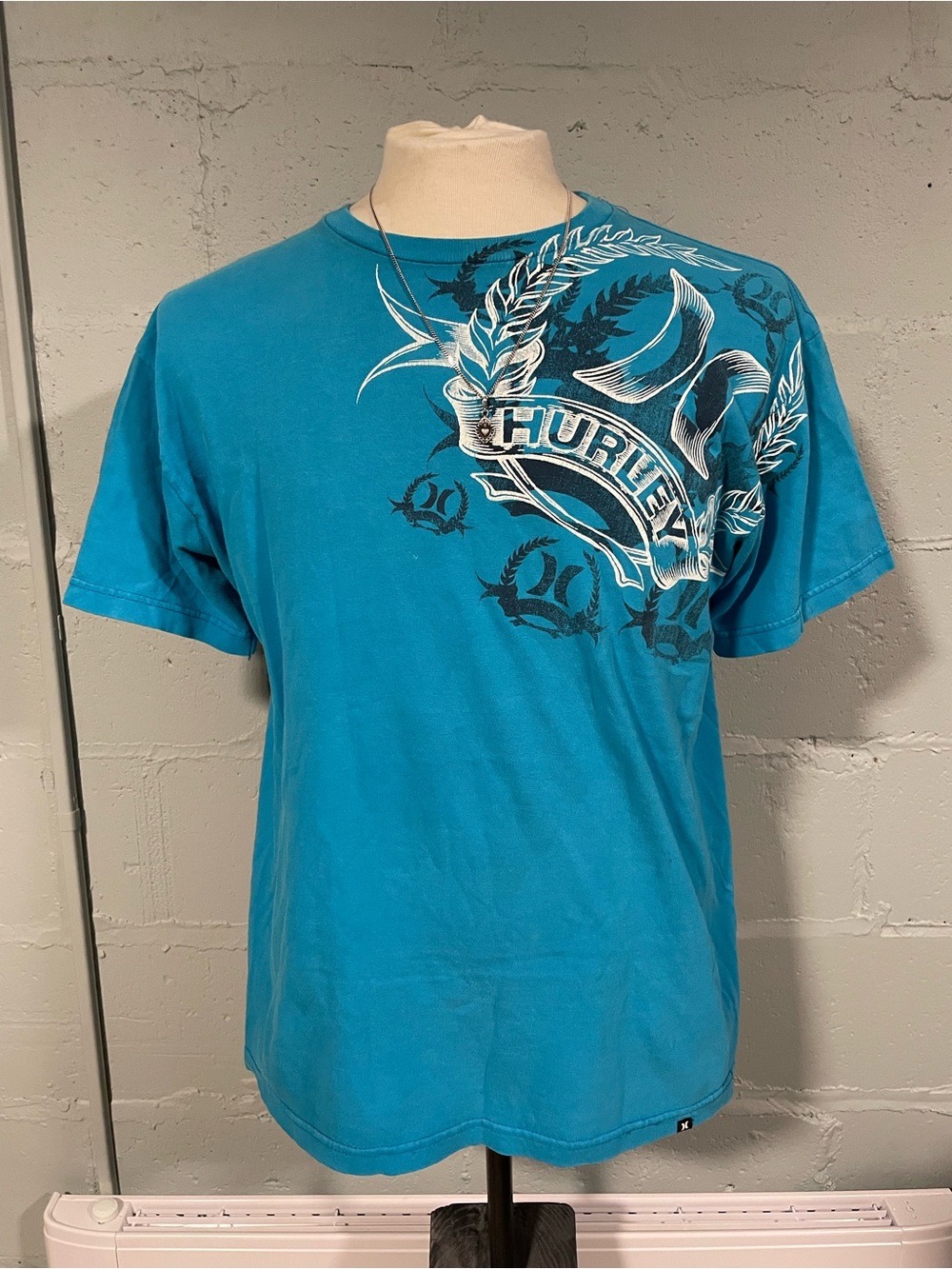Y2K Hurley Men's Teal Graphic Short-Sleeve Tee